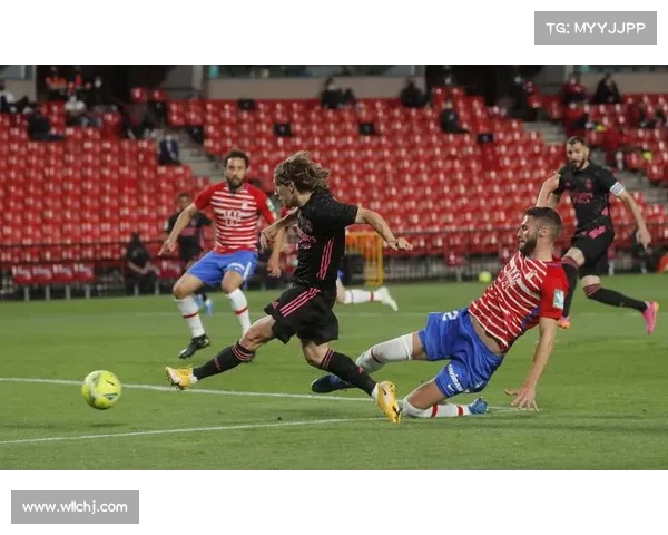 围绕欧冠与欧联第三名晋级相关比赛体系与历史全景解析纵向深度探